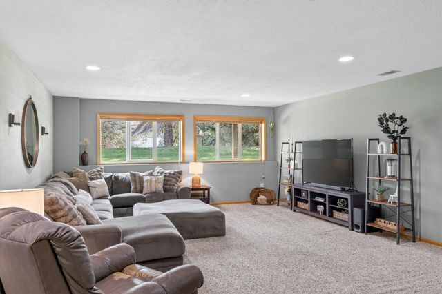 12774 Ulysses Circle NE, Blaine, MN 55434