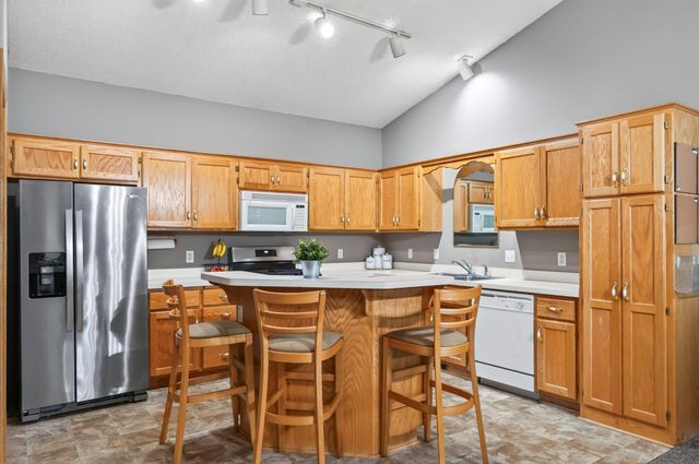 12774 Ulysses Circle NE, Blaine, MN 55434