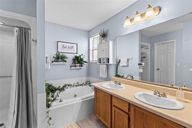 3208 SARAHS COURT, Green Cove Springs, FL 32043