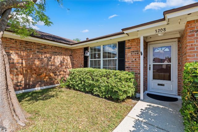 3208 SARAHS COURT, Green Cove Springs, FL 32043