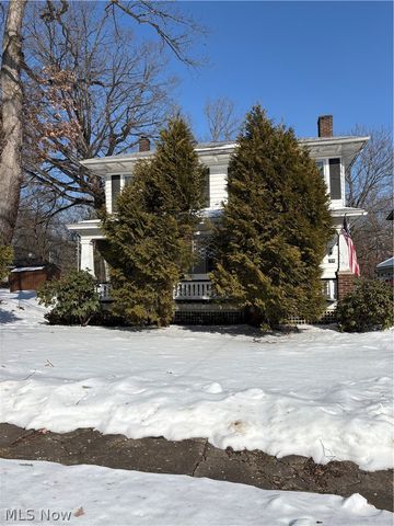 156 Halleck Street, Youngstown, OH 44505