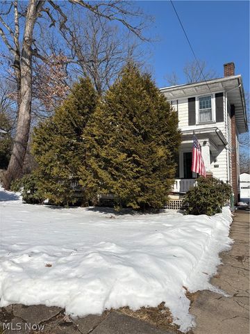 156 Halleck Street, Youngstown, OH 44505