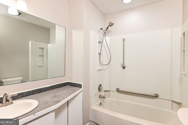 5704 Woodvalley Trace, Norcross, GA 30071