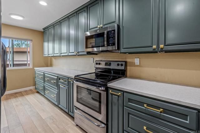 7245 Navajo Road D380, San Diego, CA 92119