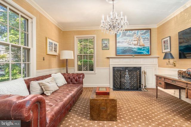 4920 PALISADE LN NW, Washington, DC 20016