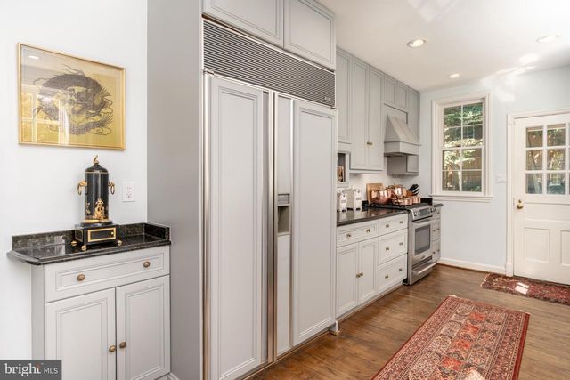 4920 PALISADE LN NW, Washington, DC 20016