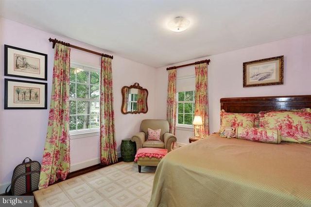 4920 PALISADE LN NW, Washington, DC 20016