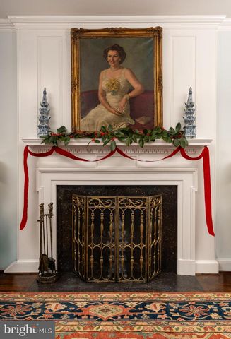 4920 PALISADE LN NW, Washington, DC 20016