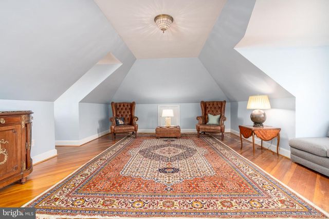 4920 PALISADE LN NW, Washington, DC 20016