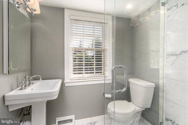 4920 PALISADE LN NW, Washington, DC 20016