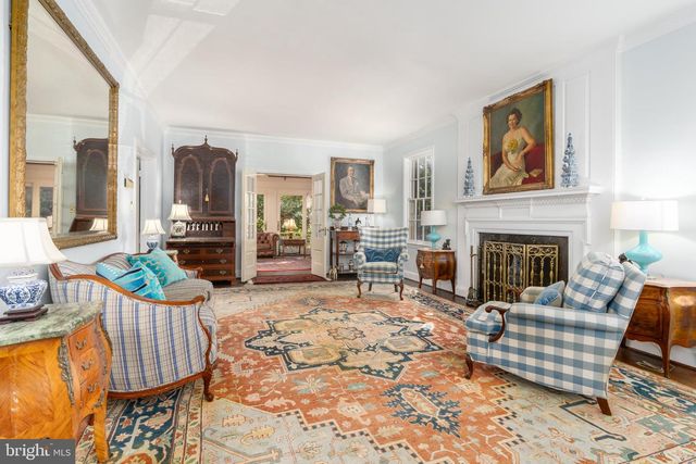 4920 PALISADE LN NW, Washington, DC 20016