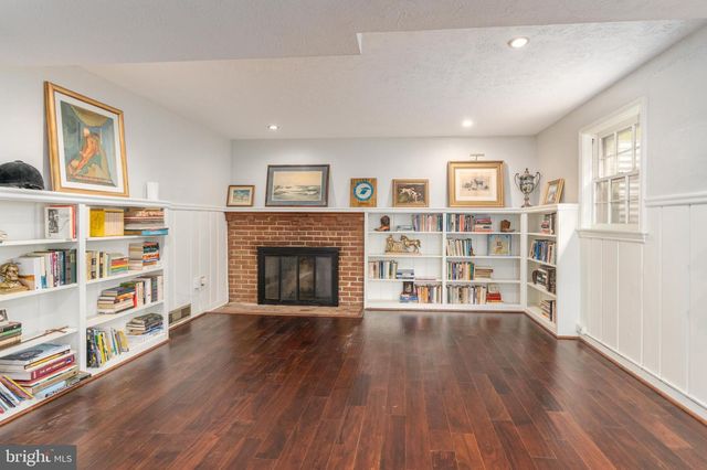 4920 PALISADE LN NW, Washington, DC 20016