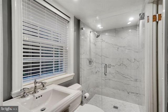 4920 PALISADE LN NW, Washington, DC 20016