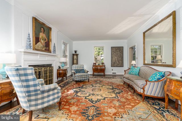 4920 PALISADE LN NW, Washington, DC 20016