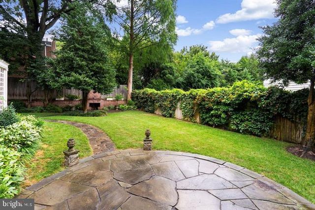 4920 PALISADE LN NW, Washington, DC 20016