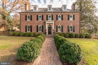 4920 PALISADE LN NW, Washington, DC 20016