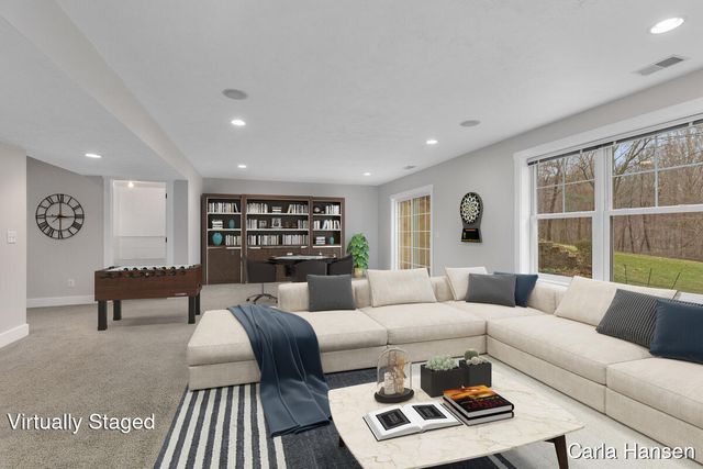 4522 Oakwood Court Se, Leighton Twp, MI 49316