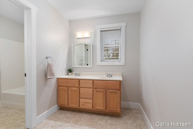 4522 Oakwood Court Se, Leighton Twp, MI 49316