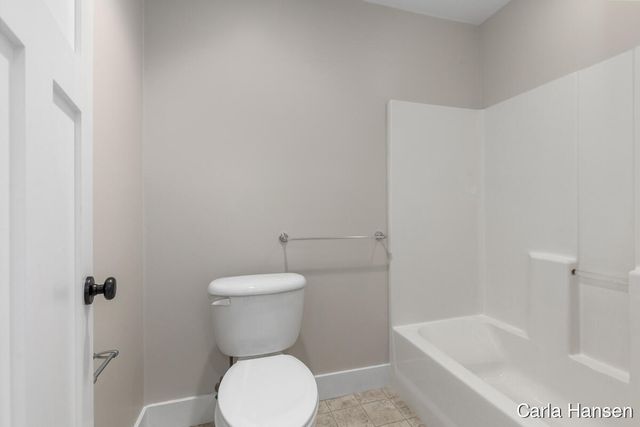 4522 Oakwood Court Se, Leighton Twp, MI 49316