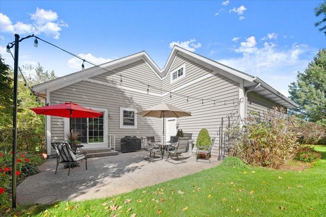 4522 Oakwood Court Se, Leighton Twp, MI 49316