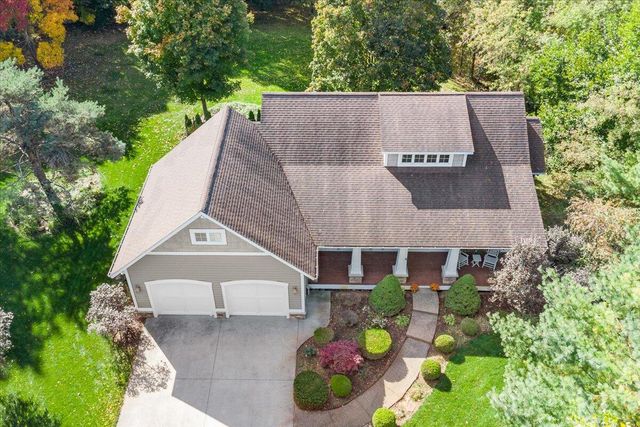 4522 Oakwood Court Se, Leighton Twp, MI 49316