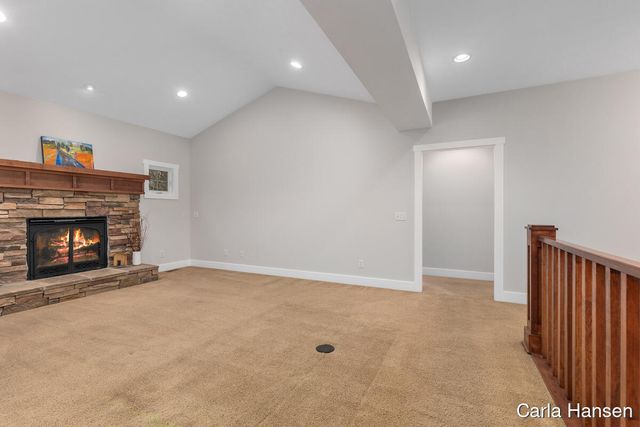 4522 Oakwood Court Se, Leighton Twp, MI 49316