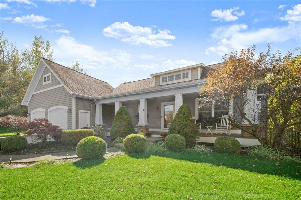 4522 Oakwood Court Se, Leighton Twp, MI 49316