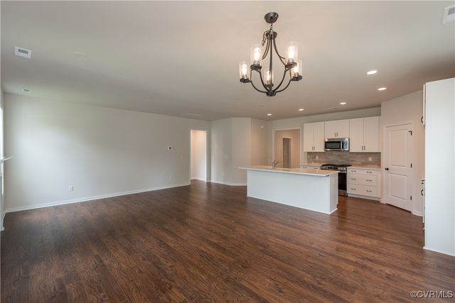 5142 Stavely Rd, Chester, VA 23831