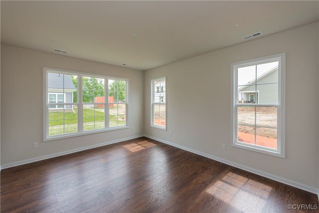 5142 Stavely Rd, Chester, VA 23831
