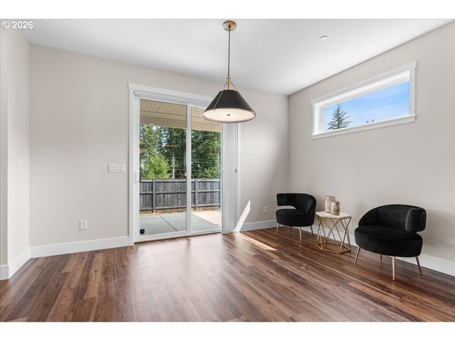 331 W MAPLE St, Washougal, WA 98671
