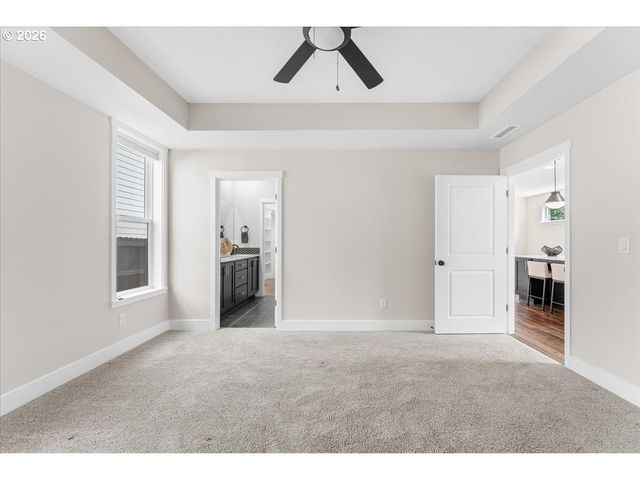 331 W MAPLE St, Washougal, WA 98671