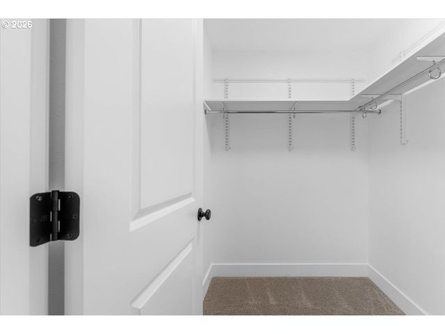 331 W MAPLE St, Washougal, WA 98671