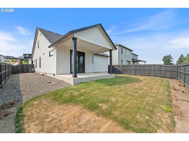 331 W MAPLE St, Washougal, WA 98671