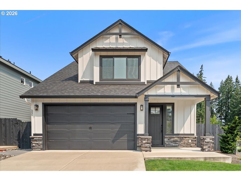 331 W MAPLE St, Washougal, WA 98671