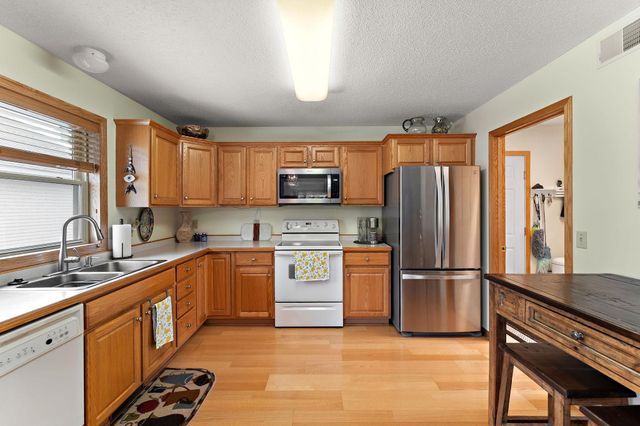 5568 129th Drive N, Hugo, MN 55038