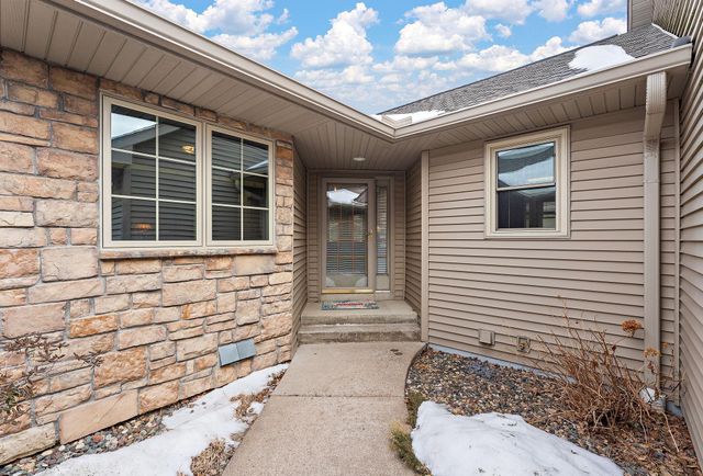 5568 129th Drive N, Hugo, MN 55038
