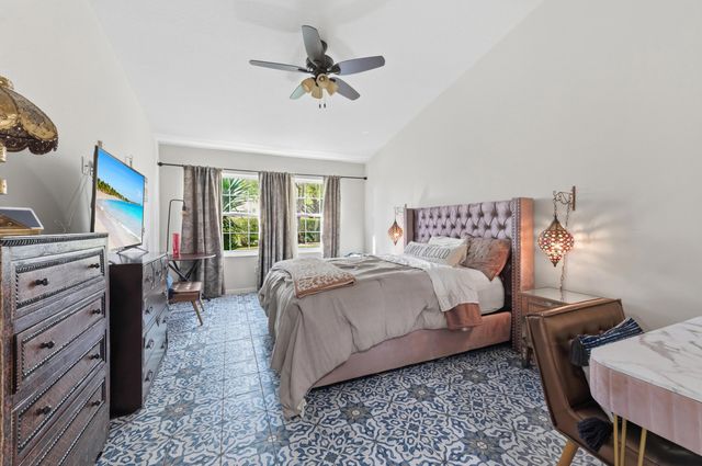 17221 Boca Club Boulevard 3, Boca Raton, FL 33487