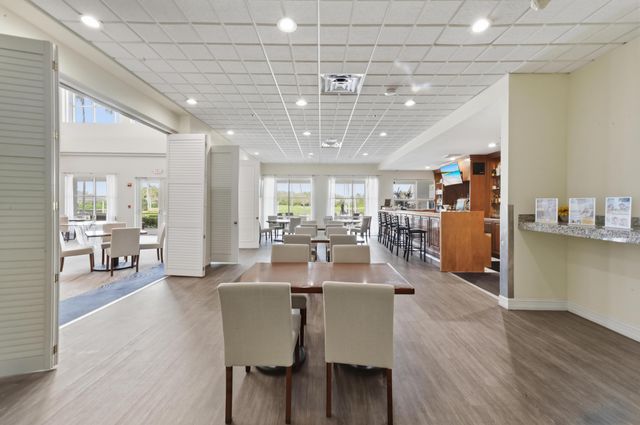 17221 Boca Club Boulevard 3, Boca Raton, FL 33487