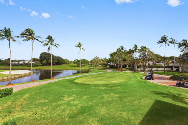 17221 Boca Club Boulevard 3, Boca Raton, FL 33487