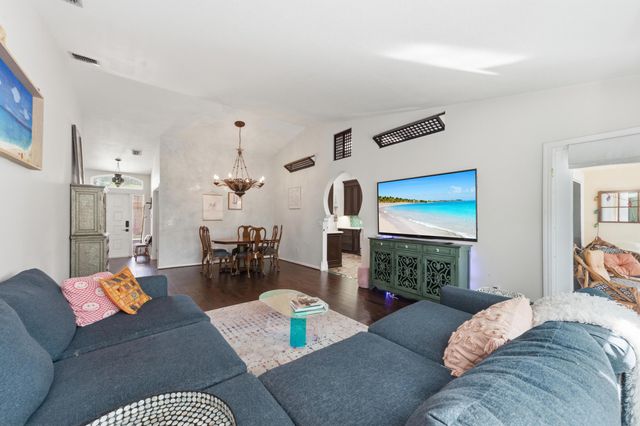 17221 Boca Club Boulevard 3, Boca Raton, FL 33487