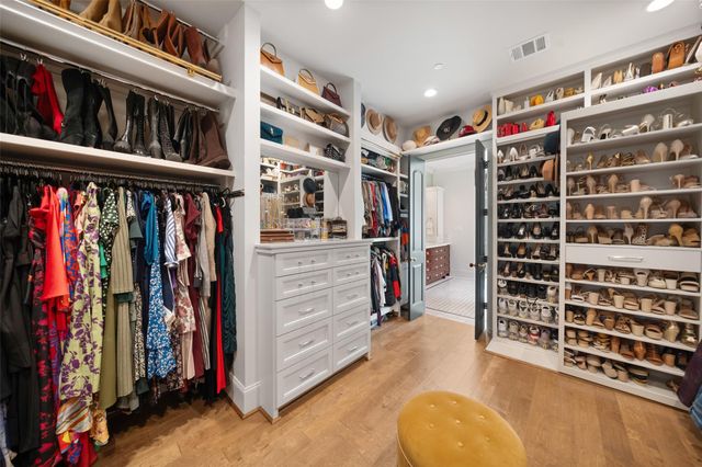 1110 Lone Star Drive, Houston, TX 77055