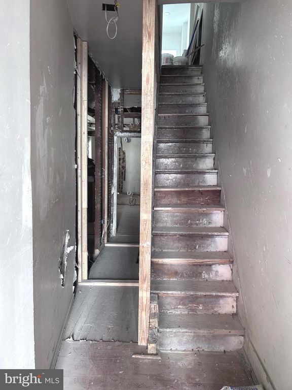 3217 N CARLISLE STREET, Philadelphia, PA 19140