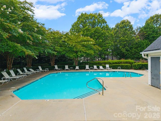 11613 Coddington Ridge Drive, Charlotte, NC 28214