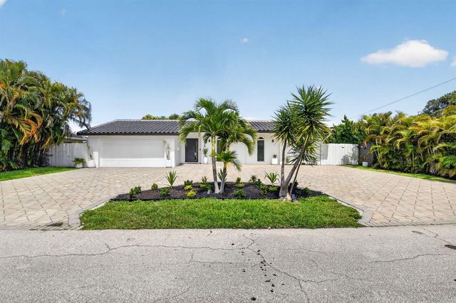 876 NW 6th Avenue, Boca Raton, FL 33432