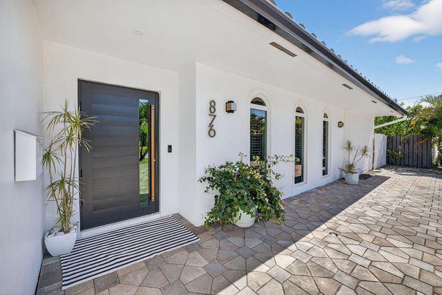 876 NW 6th Avenue, Boca Raton, FL 33432