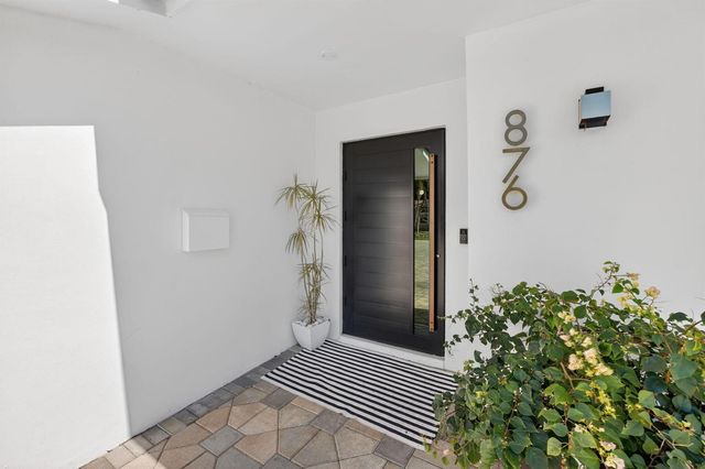 876 NW 6th Avenue, Boca Raton, FL 33432