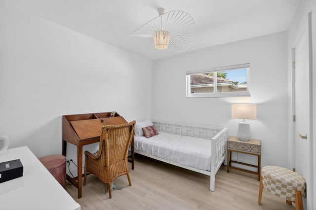 876 NW 6th Avenue, Boca Raton, FL 33432