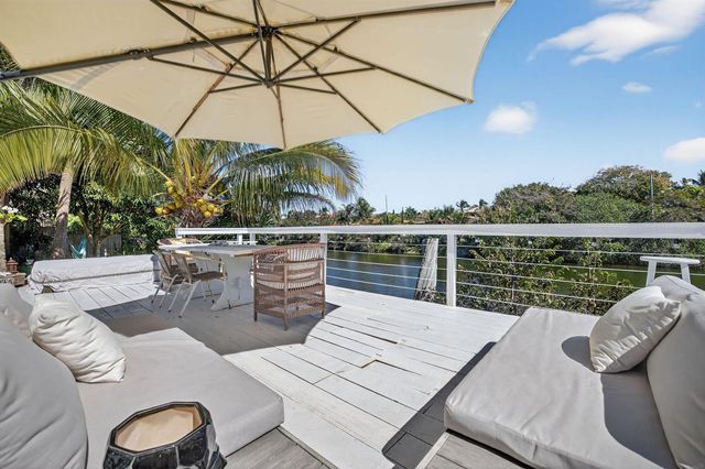 876 NW 6th Avenue, Boca Raton, FL 33432