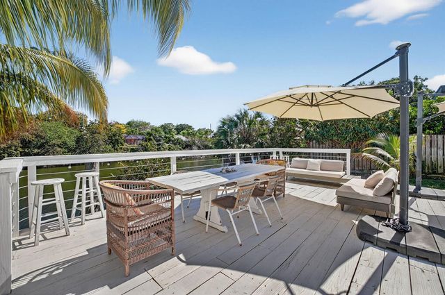 876 NW 6th Avenue, Boca Raton, FL 33432