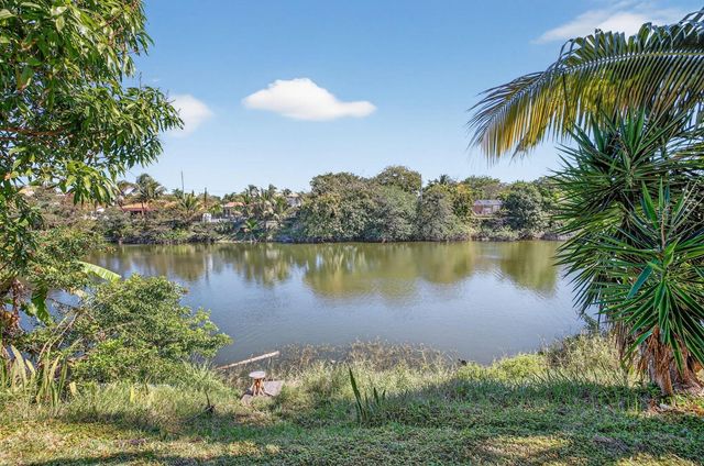 876 NW 6th Avenue, Boca Raton, FL 33432